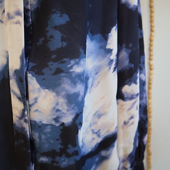 Kate Spade Purple White Watercolor Button Up Collarless Blouse Size Small - Picture 4 of 7